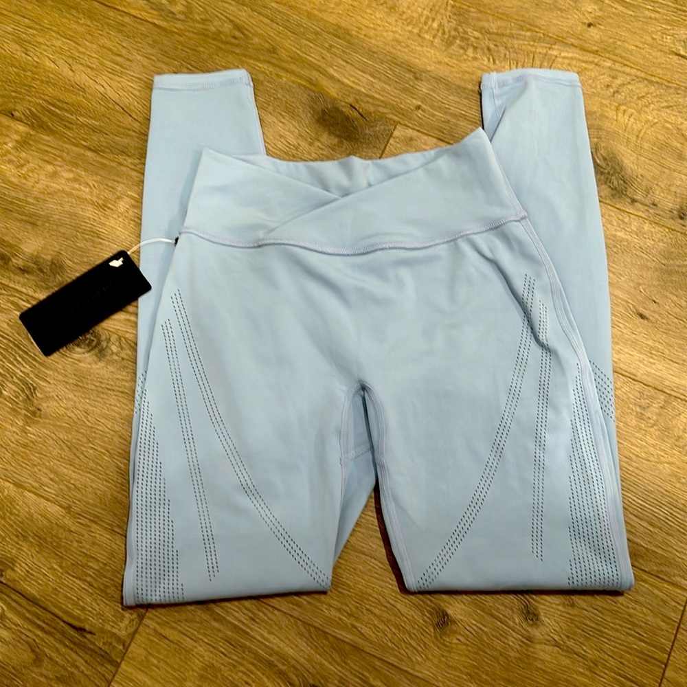 NWT Alphalete leggings 💙